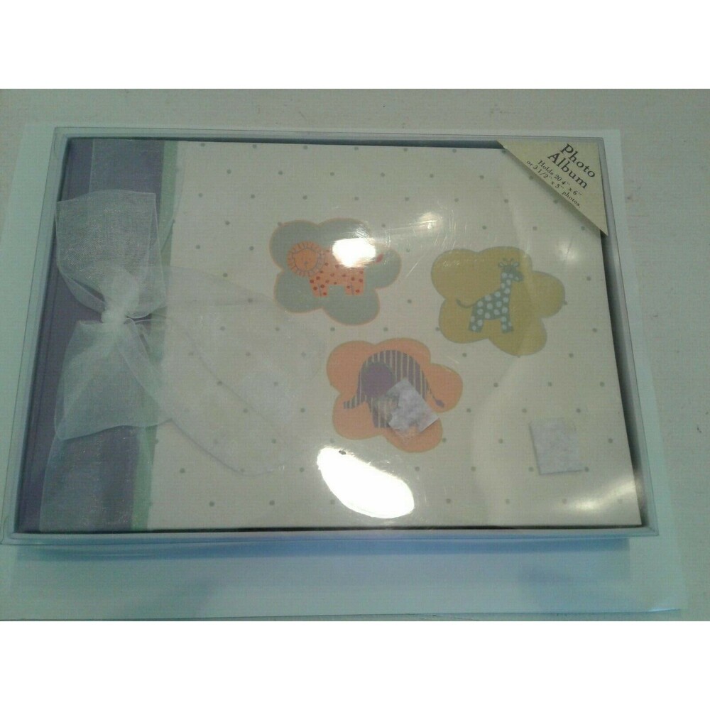 STEPPING STONES PHOTO ALBUM New in Box Bow & baby animals on cover 20 pages